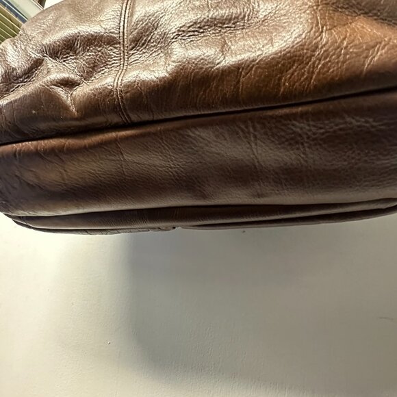 Kenneth Cole Reaction Brown Leather Messenger Bag - Picture 10 of 12